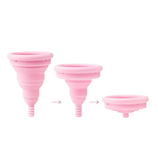 Olvídate de las compresas y tampones con Lily Cup Compact de Intimina, ¡la copa menstrual plegable!